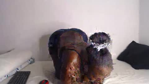 nawtylezi696 online show from October 30, 6:52 pm