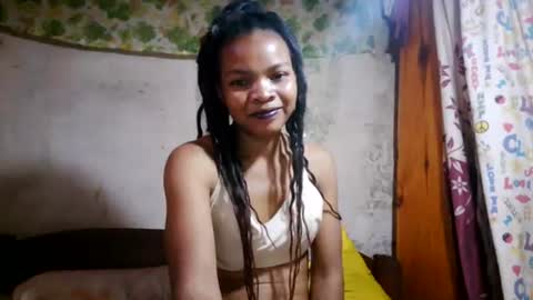 Nayla online show from June 18, 12:43 pm