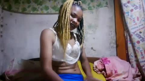 Nayla online show from June 28, 12:34 pm