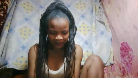 Nayla online show from June 7, 12:43 pm
