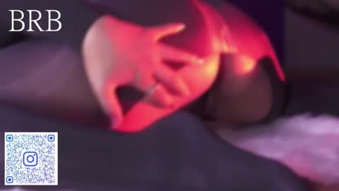 Nefertari online show from January 10, 11:26 am