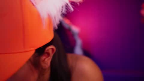 Nefertari online show from October 31, 12:27 pm