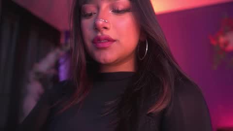 Nefertari online show from November 24, 2:49 pm