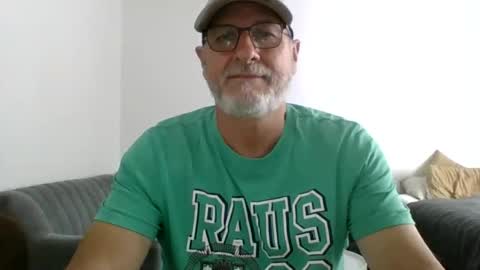 neckdown12 online show from February 6, 10:01 pm