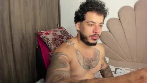 Nei turn green online show from February 15, 3:00 pm