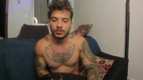 Nei turn green online show from January 17, 7:30 am