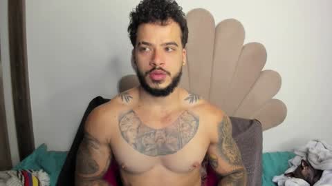 Nei turn green online show from October 2, 1:04 am