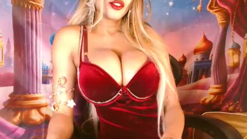nefertari8 online show from May 7, 8:32 am