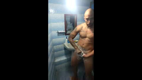 negrinho04 online show from December 17, 1:34 am