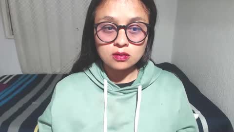 Snapshot of negrita_25 chatting on September 15, 11:06 pm Zoe online show from September 15, 11:06 pm