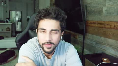 neil online show from June 3, 10:04 pm