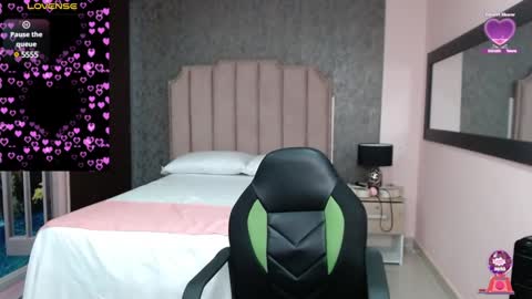 neith_xue online show from January 31, 6:36 pm