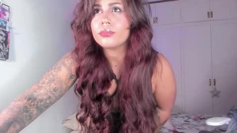 Snapshot of neko_elaine chatting on September 30, 7:24 pm Miss Elaine New account online show from September 30, 7:24 pm