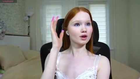 Nellie online show from April 4, 1:07 pm