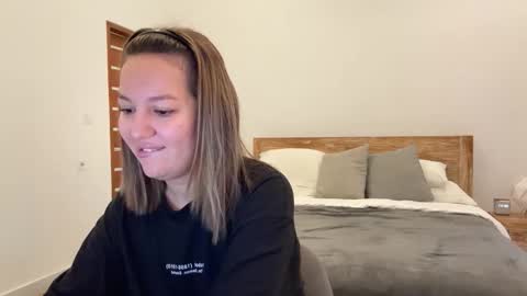 Snapshot of nellyfischer chatting on September 15, 12:56 am Nelly online show from September 15, 12:56 am