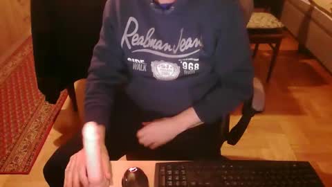 neno89654 online show from February 9, 5:00 am