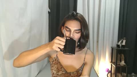 neomi online show from January 11, 6:47 pm