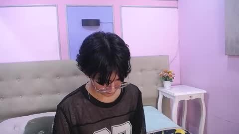 NeonAdonis online show from October 18, 12:31 pm