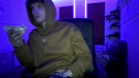 nephew_p online show from May 26, 2:50 am