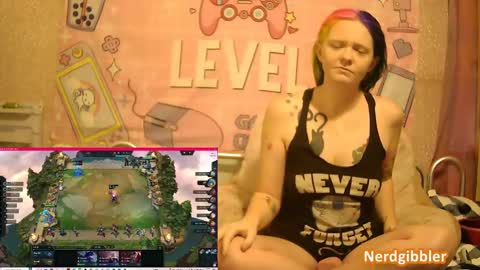 NerdGibbler online show from December 4, 2:20 pm