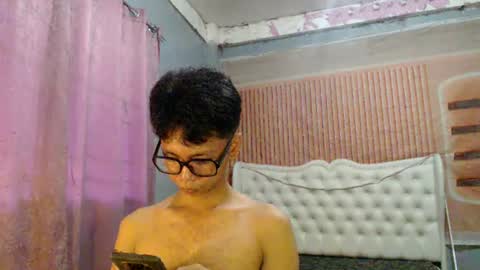 Ethan online show from July 16, 11:39 pm