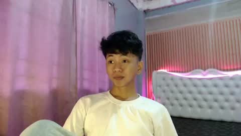 Ethan online show from July 11, 11:52 pm