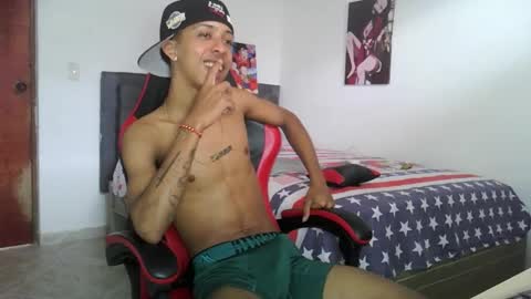 Snapshot of nerek_master chatting on October 6, 2:24 pm nerek master online show from October 6, 2:24 pm