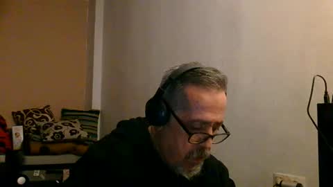 neron401 online show from December 17, 5:25 am