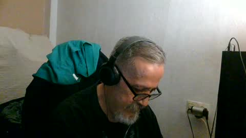 neron401 online show from June 16, 4:16 am