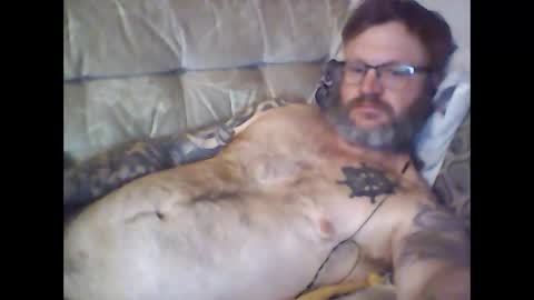 Snapshot of newbreed666 chatting on December 5, 2:04 am NEWBREED666 online show from December 5, 2:04 am