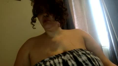 Ms. Natural online show from May 15, 8:27 pm