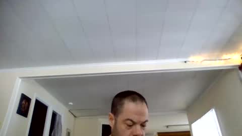 Newguy81240 online show from February 7, 3:30 pm