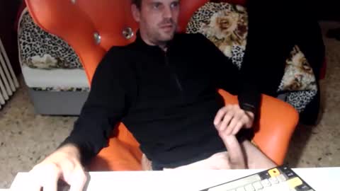 nextdoor_dilf online show from October 26, 6:51 pm