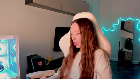 Mina online show from February 28, 9:35 am