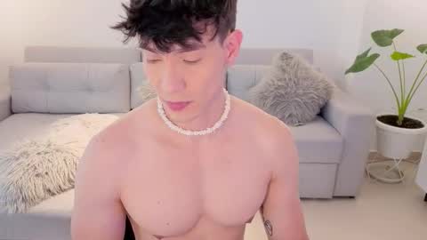   online show from March 5, 7:34 pm