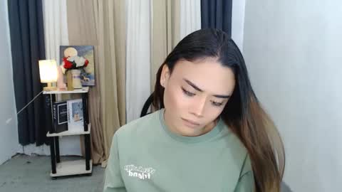 hottie nicole online show from December 4, 1:49 am