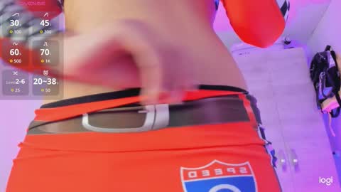 nia_16 online show from October 28, 11:06 pm