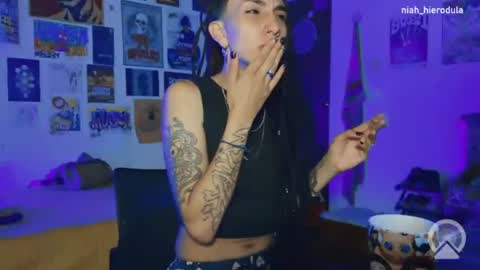 niah online show from June 27, 11:00 pm