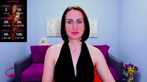 Snapshot of niasmithh chatting on December 11, 4:41 pm niasmithh online show from December 11, 4:41 pm