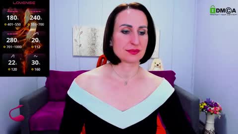 Snapshot of niasmithh chatting on March 6, 6:48 pm niasmithh online show from March 6, 6:48 pm