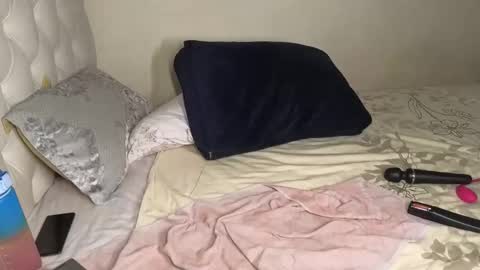 Lilly online show from March 8, 2:04 am