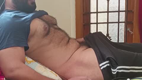 Snapshot of nice_guy_4u_ chatting on December 5, 2:47 am Robin online show from December 5, 2:47 am