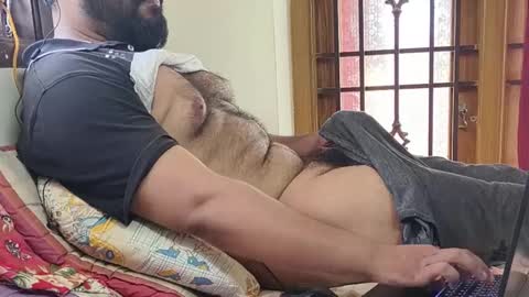 Snapshot of nice_guy_4u_ chatting on February 14, 9:13 am Robin online show from February 14, 9:13 am