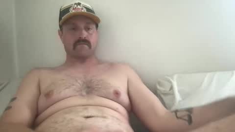 NiceButtNiceGuy online show from April 18, 6:43 pm