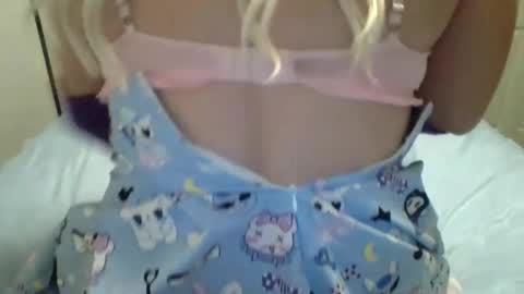 Ava Angel online show from January 15, 3:22 am