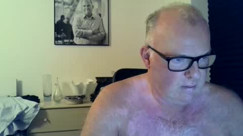 nicexxdane online show from December 2, 4:35 am