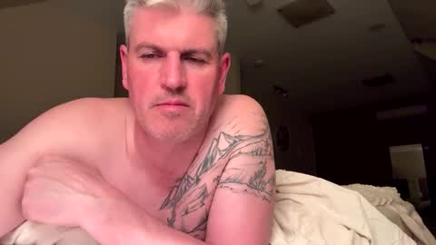 nick578320 online show from October 16, 1:44 pm