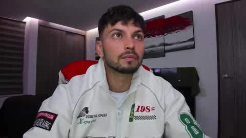 Nick Klaus online show from November 5, 12:12 am