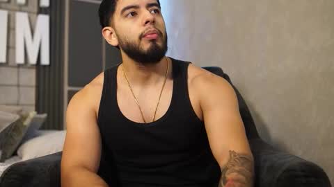 Jhohan online show from December 4, 1:22 pm