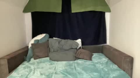 Nick online show from December 17, 11:17 am